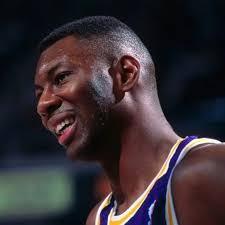 lakers @pistons_talk Elden Campbell, campeón de la NBA con los Pistons y el  líder de todos los tiempos de Clemson, muere a los 57 años, Descanse en  Paz, jugo 8 años con