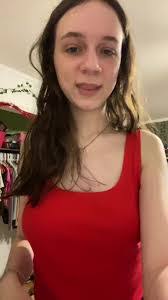 Samantha Mudd's Instagram, Twitter & Facebook