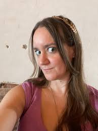 Li'l Lisa is a busy 🐝 (@lisabornegraves)