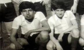 Самые новые твиты от hugo moyano (@hugomoyanouribe): Especiales Hugo Moyano Futbolista En Una Baldosa