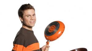 Στην ανάρτησή του, ο ευτύχης μπλέτσας αποκάλυψε πως ο τετράποδος φίλος τους αρρώστησε απότομα και δυστυχώς δεν κατάφεραν να τον σώσουν κάτι που έχει στοιχήσει πολύ σε όλη την οικογένειά. Eytyxhs Mpletsas Epasxa Apo Neyrikh Or8ore3ia