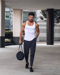 40 Best Body Motivations For Men Find Your Goal Here Bkp Collection Mens Outfits Mens Casual Outfits Mens Fashion