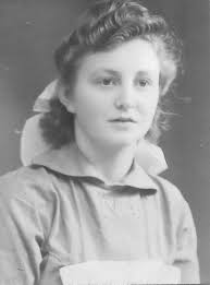 We only found out yesterday via Helen Anderson Tsaparis that Jean Murray  (nee Anderson) passed away last summer ☹️ Jean was a great friend of my  sister Helen Ann and Aunty of