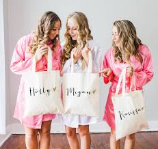 10 Coole Fundstucke Fur Eure Hochzeit 2017 Brautjungfern Geschenke Fur Die Braut Und Trauzeugen Geschenk