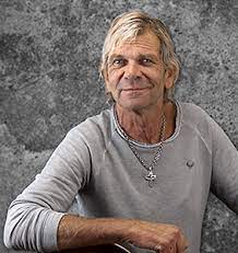 Auch 30 jahre nach seinem größten hit füllt matthias reim die hallen. Referenzen Das Sagen Unsere Kunden Play Guitar