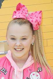Jojo Siwas 15th Birthday Party Photos And Premium High Res Pictures Girls Hairstyles Easy Little Girl Hairstyles Kids School Hairstyles