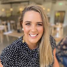 It's not always easy to pull off 'safety chic' but we think Jess certainly  did during our tour of GV Creamery last year. Day 2 of the conference is a  bus tour