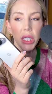 How to Escape Endless Chats with Your Neighbor