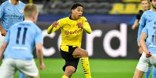 Bungkam kroasia, timnas inggris start mulus di piala eropa 2020 menurut laporan opta joe, bellingham telah menjadi pemain termuda sepanjang sejarah piala eropa yang bermain di putaran final. Diincar Chelsea Borussia Dortmund Pagari Jude Bellingham Dengan Kontrak Baru Bola Net