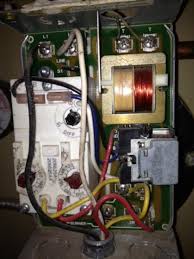 High limit opens burner circuit only. Troubleshooting Honeywell Aquastat Relay L8148a Doityourself Com Community Forums