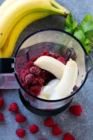 Raspberry Smoothie Recipe Raspberry Banana Smoothie Healthy Smoothie Berry Smoothie Greek Y Raspberry Smoothie Banana Smoothie Healthy Smoothie Recipes