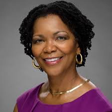 Gwen Sutton's Instagram, Twitter & Facebook