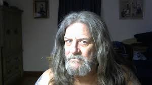 my name Bob and I live in Smiths Grove Kentucky looking for my life partner.