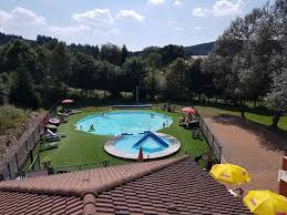 Camping Le Saint Eloy Location Gite Puy De Dome Gitedegroupe Fr