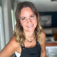 Julia Harold's Instagram, Twitter & Facebook