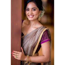 See more ideas about saree, actresses, indian women. South Indian Actress Saree Hot Photos Srushti Dange Looking Very Glamorous Photos Photos Hd Images Pictures Stills First Look Posters Of South Indian Actress Saree Hot Photos Srushti Dange Looking
