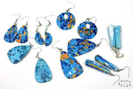 Boucles Oreilles En Pate Polymere Marbre Bleu Et Jaune Translucent Par Stenna Creation Patepolymere Bo Bijoux Boucles D Oreilles Boucle D Oreille Boucles