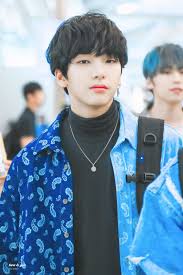 Pin By Sofeaaleeyaamani On Hwanwoong Xion Seoho Oneus Boy Bands Boy Groups South Korean Boy Band
