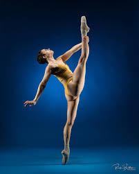 🩰 Ember Satori 📷 Rick Belden