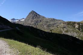 May 12, 2017 · hangerer hangerer. Bergtouren Hangerer