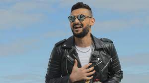 انتظروا النجم رامز جلال في رامز مجنون رسمي حصرياً على mbcmasr في رمضان 2020. Ø±Ø§Ù…Ø² Ø¬Ù„Ø§Ù„ ÙŠÙ†Ø´Ø± Ø£ÙˆÙ„ ØµÙˆØ±Ø© Ù…Ù† Ø¨Ø±Ù†Ø§Ù…Ø¬Ù‡ ÙˆÙŠØµØ¯Ù… Ø§Ù„Ø¬Ù…ÙŠØ¹ Ø¨Ù…Ø¸Ù‡Ø±Ù‡ ÙÙƒØ± ÙˆÙÙ† Ù†Ø¬ÙˆÙ… ÙˆÙ…Ø´Ø§Ù‡ÙŠØ± Ø§Ù„Ø¨ÙŠØ§Ù†