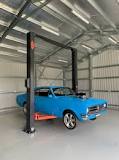 How to Choose the Right Vehicle Hoist for Your Workshop or ...