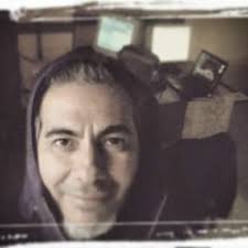 Stream Leonardo Benitez music