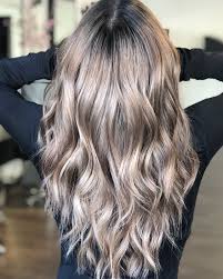 Mushroom Blonde Is A Stunning Multi Tone Hair Color That Plays With The Ashy Shades Of Light Brown Dark Blonde And Grey Mushroom Hair Hair Styles Hair Trends