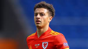 From wikipedia, the free encyclopedia patrick kwame ampadu (born 20 december 1970) is an irish former footballer who played as a midfielder. Ethan Ampadu Sheffield United Sign Chelsea Defender On Season Long Loan Football News Sky Sports