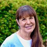 Elena Berman's Instagram, Twitter & Facebook