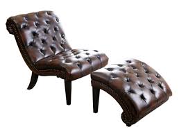 When some people think of leather chaise lounges, they might instantly picture a fancy piece of furniture that might not work well in their every day living space. Pin On Hr Living Room