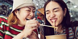 People Debunk Large Friend Groups, 'Authentic' People Have Few Friends