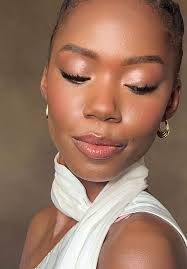 Save this look for your bridal make up inspiration 🤍 Nadia has a dream  face to work with, I have no words to describe her beauty. This is the  ultimate ‘lit from within’, soft dew make up look. No ...