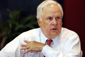 FedEx: Fred Smith to step down as CEO; Raj Subramaniam to succeed him