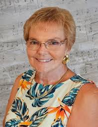 Lillian Correa's Instagram, Twitter & Facebook