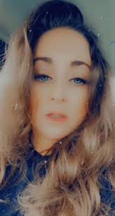 Jacqueline Bazzell's Instagram, Twitter & Facebook