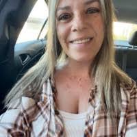 Stacey Quinn's Instagram, Twitter & Facebook