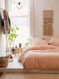 Make your bedroom an oasis of spontaneous shades and combine them, as a substitute of matching. 8 Cozy Bohemian Bedrooms For A Dreamy October Daily Dream Decor