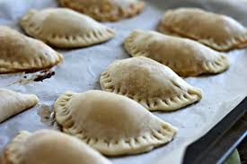 Chaussons Aux Legumes Legers Recettes Legeres Plat Et Recette Recette Empanadas Recette Recettes De Cuisine