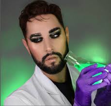 Who is YouTuber Robert Welsh?