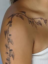 Hip tattoos are very popular with girls. 49 Eye Catching Collarbone Tattoo Ideas For Everyone Photos Allure