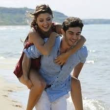 Hayatii Burakdeniz Handemiyy Asklaftananlamaz Asklaftananlamazza Asklaftananlamaz Burakdeniz Cute Love Couple Beautiful Actresses Turkish Actors