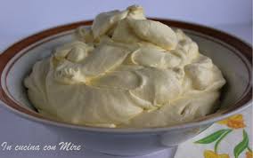 Iniziare la preparazione lavorando il mascarpone con le. Crema Al Mascarpone E Panna Per Farcire E Da Mangiare Al Cucchiaio Ricette Cibo Mascarpone