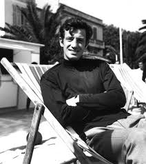 After the minor stage performances he made his screen debut in à pied, à cheval et en voiture (1957) but the episodes with his participation were cut before release. Xalna2nkonlgom