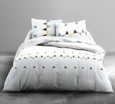 Housse De Couette Pas Cher 220x240 Housse De Couette Pas Cher 220x240 Housse De Couette 220x240 Avec Rabat Achat Vente Pas Cher Vendr Bed Pillows Bed Pillows