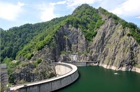 Unii dintre ei au lucrat mai mult de 8 ore/zi doar pentru promisiunea verbala ca vor fi platiti suplimentar! Obiective Turistice In Arges 10 Locuri Pe Care Nu Trebuie Sa Le Ratezi