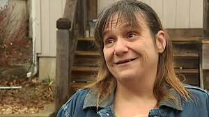 Jalopy-driving waitress gets tip of a lifetime: a shiny car