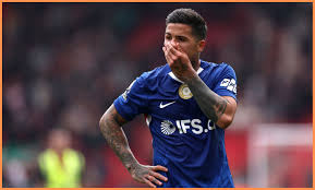Liverpool and Man U both watching €120m deal closely as Real Madrid close in on top target