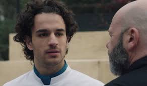 Ici tout commence en avance : Benoit menace Eliott, et Mathis l'ex de Célia  débarque