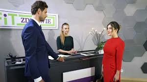 Barwy szczęścia to polski serial obyczajowy, który miał swoją premierę 27 września 2007 w tvp 2. Barwy Szczescia Odc 2169 Agata Natalia Zambrzycka Nowy Szef Artur Durski Maksymilian Rogacki Talk Show Scenes Talk